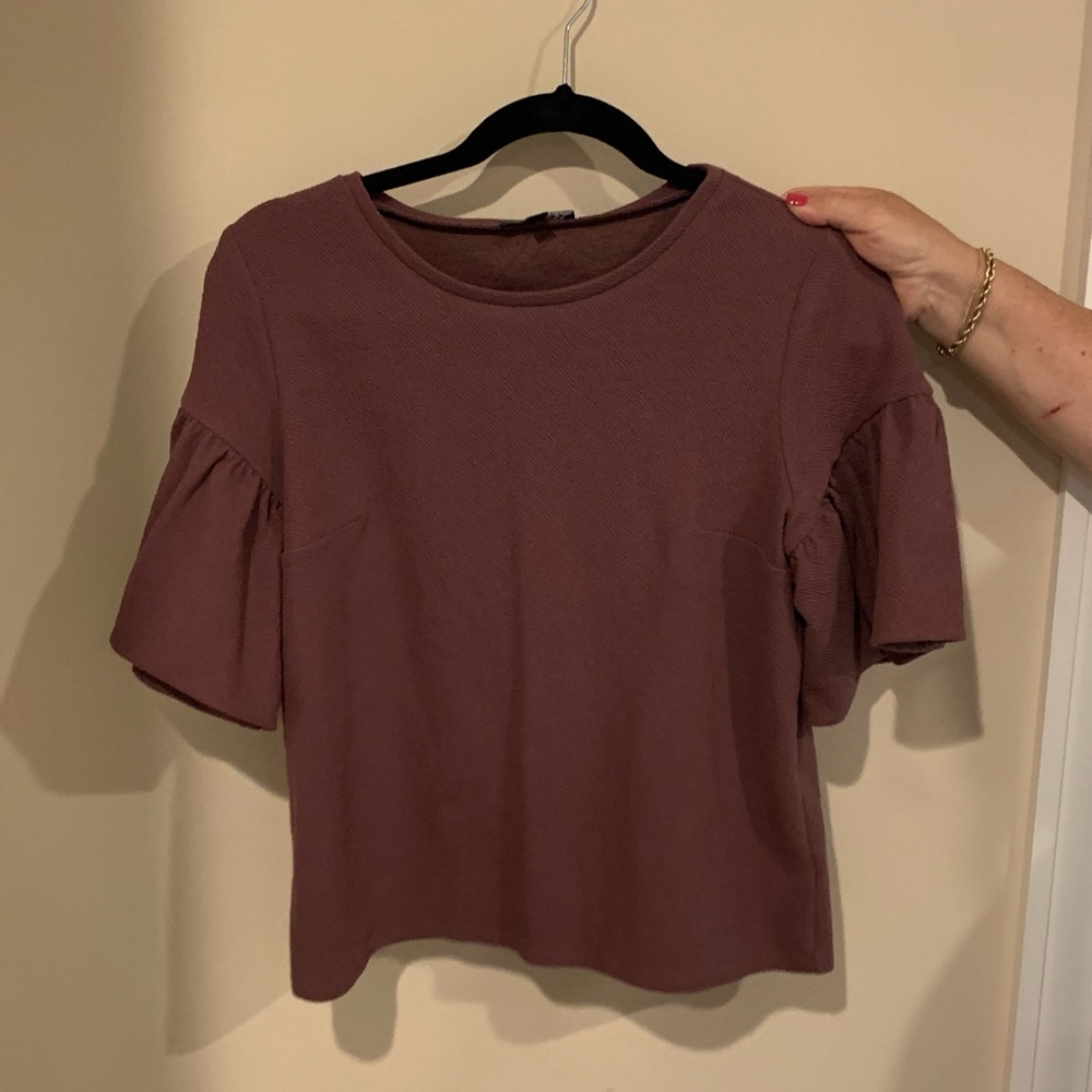 Bell sleeve express shirt